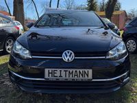 Gebraucht VW Golf VII Highline 150 PS (110 kW) 2019 Deep black perleffekt Kleinwagen