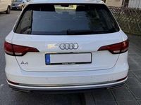 Gebraucht Audi A4 S-Line 150 PS (110 kW) 2019 Weiß Kombi