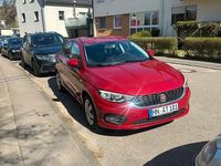 Gebraucht Fiat Tipo Lounge 95 PS (69 kW) 2016 Rot Limousine