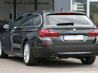 Gebraucht BMW 518 Sport Line 150 PS (110 kW) 2017 Grau Kombi