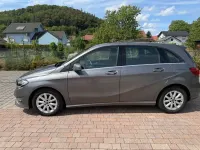 Gebraucht Mercedes B180 AMG Edition 1 122 PS (89 kW) 2018 Grau Kleinwagen