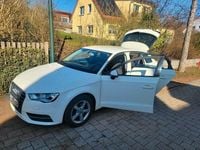 Gebraucht Audi A3 Ambiente 105 PS (77 kW) 2013 Weiß Limousine