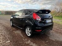 Gebraucht Ford Fiesta ST-Line 125 PS (91 kW) 2014 Schwarz Kleinwagen