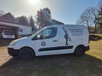 Gebraucht Citroën Berlingo 114 PS (83 kW) 2012 Weiß Van / Kleinbus