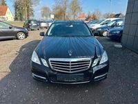 Gebraucht Mercedes E200 Avantgarde 184 PS (135 kW) 2012 Schwarz Kombi