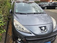 Gebraucht Peugeot 207 90 PS (66 kW) 2011 Grau Limousine
