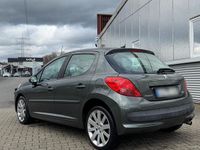 Gebraucht Peugeot 207 150 PS (110 kW) 2009 Grün Limousine