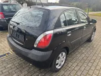 Gebraucht Kia Rio 97 PS (71 kW) 2006 Schwarz Kleinwagen