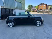 Gebraucht Mini Cooper Cabriolet 122 PS (89 kW) 2012 Schwarz Cabrio