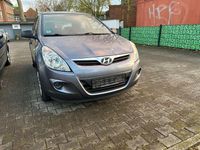 Gebraucht Hyundai i20 Active 77 PS (56 kW) 2010 Grau Kleinwagen