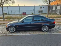 Gebraucht BMW 318 118 PS (86 kW) 2000 Blau Limousine