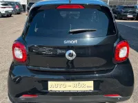 Gebraucht Smart ForFour Basis 90 PS (66 kW) 2018 Schwarz Kleinwagen