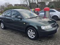 Gebraucht VW Passat Basis 110 PS (80 kW) 1998 Grün Limousine