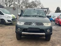 Gebraucht Mitsubishi L200 Invite 136 PS (100 kW) 2011 Grün Pickup