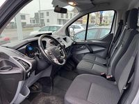 Gebraucht Ford Transit Custom Trend 131 PS (96 kW) 2018 Polarsilber metallic Van / Kleinbus