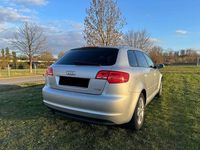 Gebraucht Audi A3 Attraction 105 PS (77 kW) 2012 Silber Kleinwagen