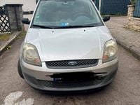 Gebraucht Ford Fiesta 80 PS (58 kW) 2006 Silber Kleinwagen