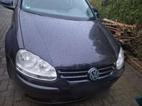 Usata VW Golf V 75 CV (55 kW) 2004 Nero Utilitaria