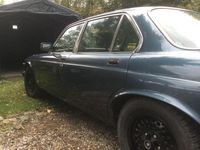 Gebraucht Jaguar XJ12 295 PS (216 kW) 1986 Blau Limousine