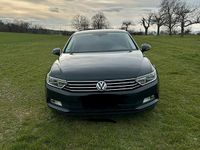 Gebraucht VW Passat 125 PS (91 kW) 2018 Schwarz Limousine