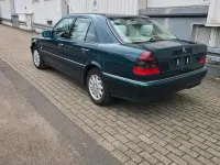 Gebraucht Mercedes C240 Elegance 170 PS (125 kW) 1998 Grün Limousine
