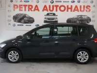 Gebraucht VW Touran Highline 150 PS (110 kW) 2023 Grau Van / Kleinbus