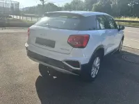 Gebraucht Audi Q2 Advanced 150 PS (110 kW) 2021 Gletscherweiß metallic SUV