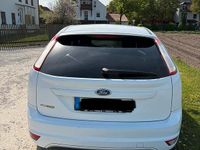 Usata Ford Focus 100 CV (73 kW) 2008 Bianco Utilitaria