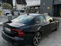 Gebraucht Volvo S60 250 PS (183 kW) 2023 Schwarz Limousine