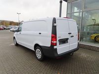 Gebraucht Mercedes Vito 163 PS (119 kW) 2023 Weiß Van