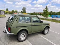 Gebraucht Lada niva 83 PS (61 kW) 2011 Grün SUV