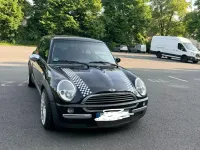 Gebraucht Mini ONE 125 PS (91 kW) 2003 Schwarz Kleinwagen