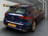Gebraucht VW Golf VIII Style 150 PS (110 kW) 2023 Blau Limousine