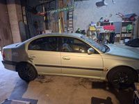 Gebraucht Toyota Avensis Sol 128 PS (94 kW) 2000 Grün Limousine