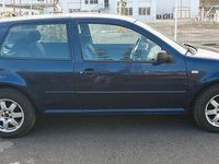 Usata VW Golf IV 75 CV (55 kW) 2000 Blu Utilitaria