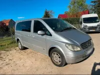 Gebraucht Mercedes Viano 130 PS (95 kW) 2004 Silber Van / Kleinbus