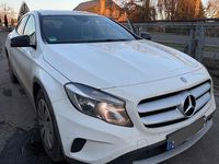 Gebraucht Mercedes CLA220 170 PS (125 kW) 2014 Weiß Limousine