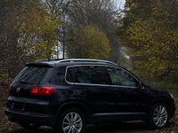 Gebraucht VW Tiguan Life 140 PS (102 kW) 2013 Schwarz SUV