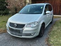 Gebraucht VW Touran 140 PS (102 kW) 2009 Silber Van / Kleinbus
