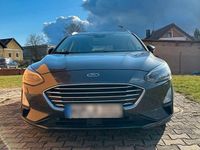 Gebraucht Ford Focus Cool & Connect 150 PS (110 kW) 2019 Grau Kombi