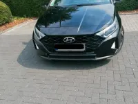 Gebraucht Hyundai i20 100 PS (73 kW) 2022 Schwarz Kleinwagen