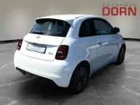 Gebraucht Fiat 500e Tech 86 kW (118 PS) 2024 Weiß Limousine