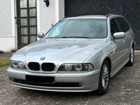Gebraucht BMW 530 193 PS (141 kW) 2003 Silber Kombi