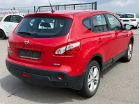 Gebraucht Nissan Qashqai Acenta 131 PS (96 kW) 2013 Rot SUV