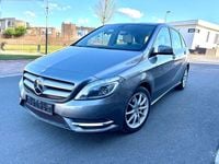 Gebraucht Mercedes B200 156 PS (114 kW) 2013 Grau Van / Kleinbus