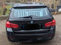 Gebraucht BMW 320 Advantage 190 PS (139 kW) 2017 Schwarz Kombi