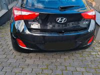 Gebraucht Hyundai i30 99 PS (72 kW) 2014 Schwarz Kleinwagen
