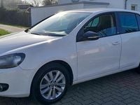 Gebraucht VW Golf VI Style 86 PS (63 kW) 2011 Weiß Kleinwagen