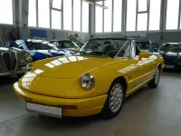 Gebraucht Alfa Romeo Spider 120 PS (88 kW) 1992 Giallo ginestra Cabrio