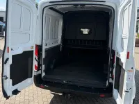 Gebraucht Ford Transit 186 PS (136 kW) 2022 Weiß Van / Kleinbus